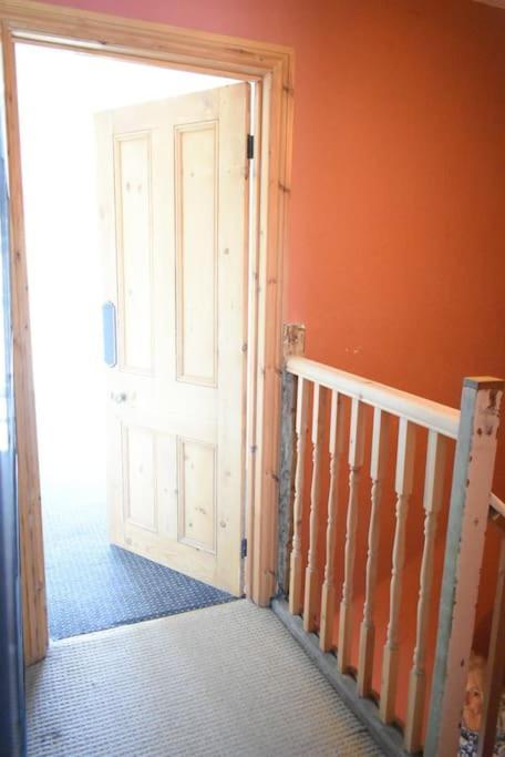 Bridge View Victorian Townhouse Central Aberystwyth Sleeps 6 Exterior photo