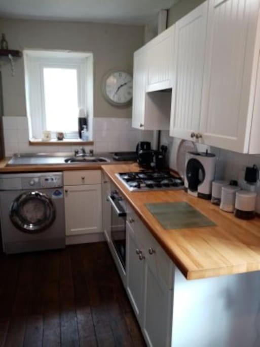 Bridge View Victorian Townhouse Central Aberystwyth Sleeps 6 Exterior photo